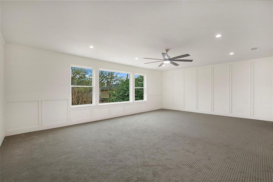 Spacious, unfurnished interior of a new home in , Richardson (Image 27).