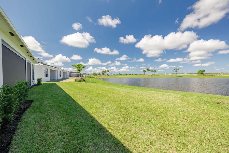 Exterior details and patio area of a home in , Port St. Lucie (Image 29).
