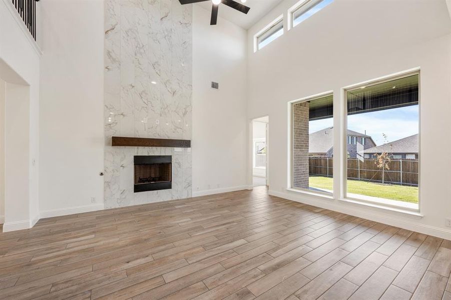 Spacious, unfurnished interior of a new home in Bear Creek Classic 50, Lavon (Image 26).