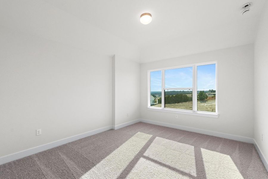 Spacious, unfurnished interior of a new home in Lariat, Liberty Hill (Image 44).