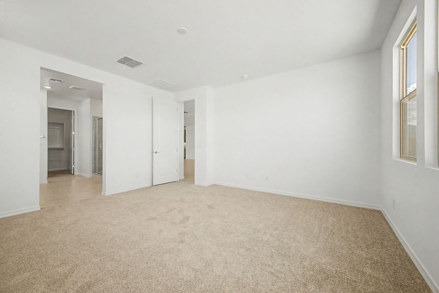 Spacious, unfurnished interior of a new home in White Tank Vistas, Waddell (Image 11). Spacious, unfurnished interior of a new home in White Tank Vistas, Waddell (Image 11).