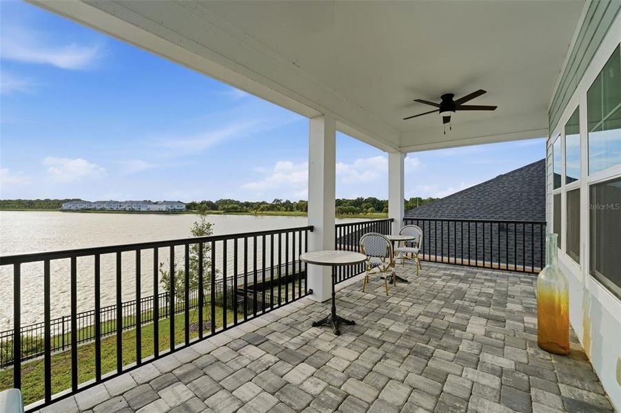 Exterior details and patio area of a home in Emerald Landing at Waterside at Lakewood Ranch – Lake Series, Sarasota (Image 3). Exterior details and patio area of a home in Emerald Landing at Waterside at Lakewood Ranch – Lake Series, Sarasota (Image 3).