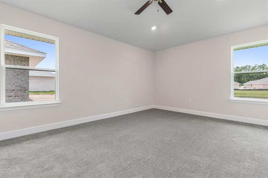 Spacious, unfurnished interior of a new home in , Palm Coast (Image 7).