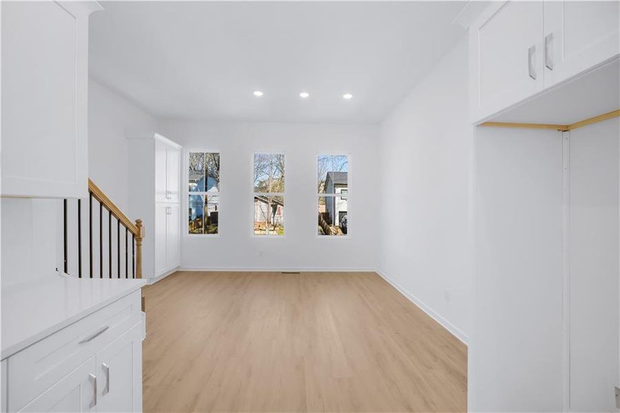 Spacious, unfurnished interior of a new home in , Scottdale (Image 17).