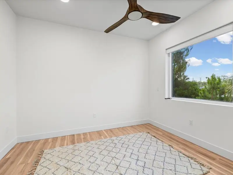 Spacious, unfurnished interior of a new home in , Clearwater (Image 26).