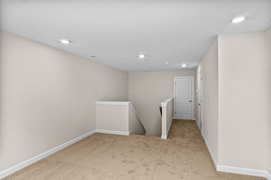 Spacious, unfurnished interior of a new home in Bridgewater - Shorehaven Village, Little River (Image 20).