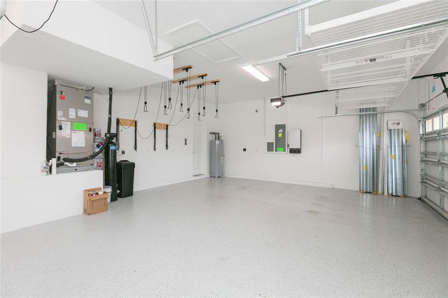 Spacious, unfurnished interior of a new home in , San Antonio (Image 58).