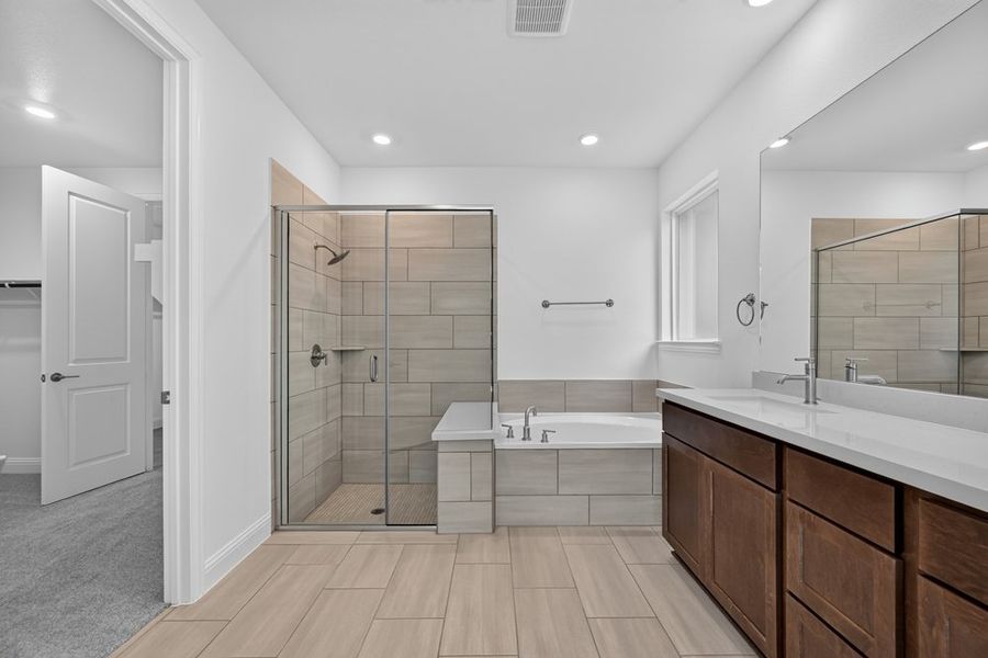 Furnished interior view inside a new home in South Oak, Lakewood Village (Image 5).