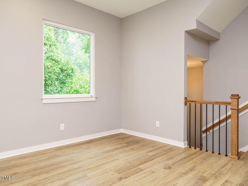 016-1280x960-dining-room