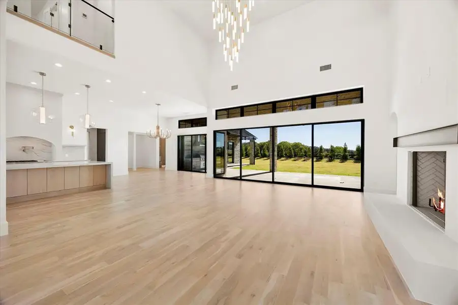 Spacious, unfurnished interior of a new home in , Heath (Image 20).
