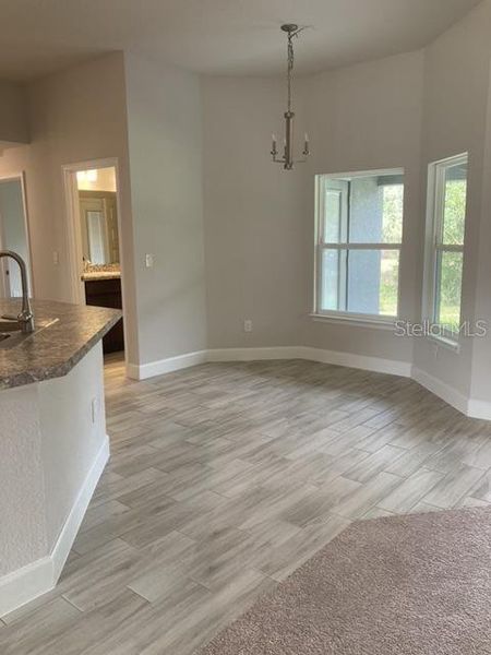 Spacious, unfurnished interior of a new home in , Ocala (Image 10).