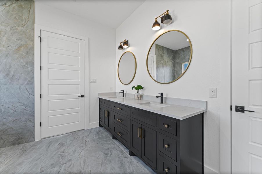 Furnished interior view inside a new home in , Conroe (Image 9).