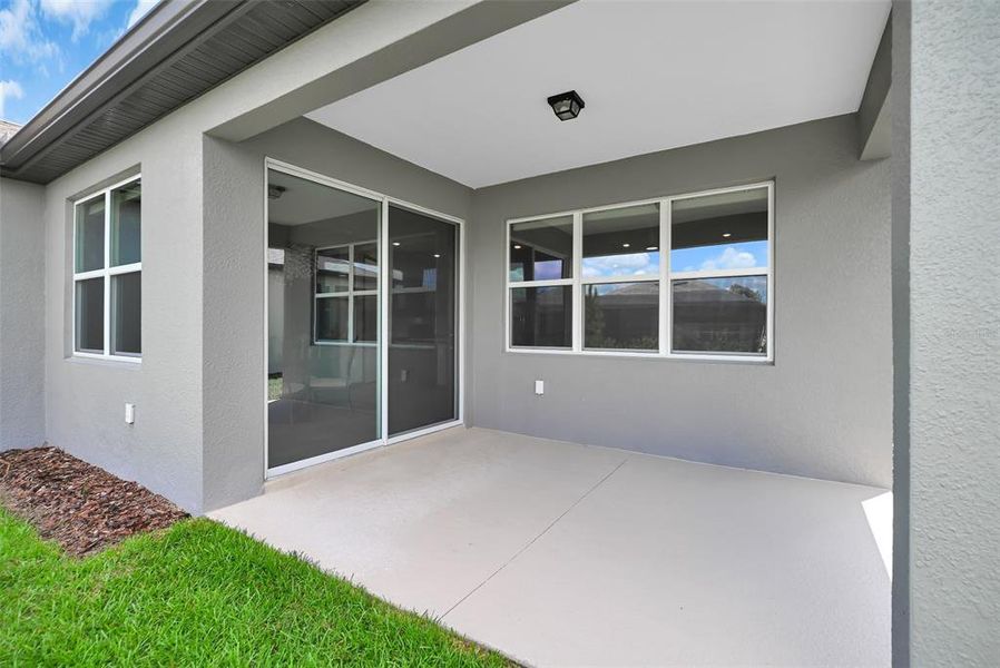 Exterior details and patio area of a home in , Ocala (Image 28).