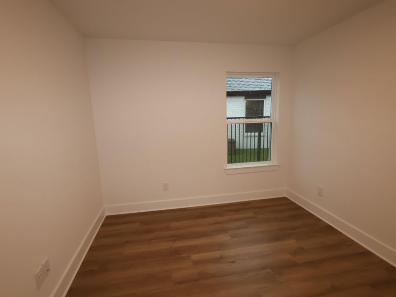 Spacious, unfurnished interior of a new home in Lago Mar, Santa Fe (Image 7).