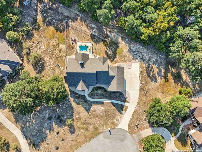 Image 36 of a home in .