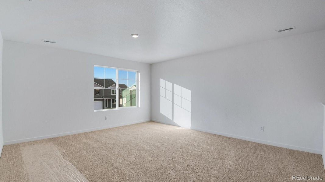 Spacious, unfurnished interior of a new home in Spring Valley Ranch, Elizabeth (Image 26).