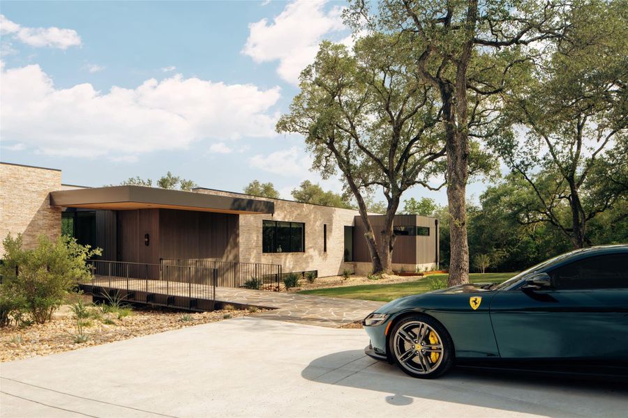 Image 36 of a home in .