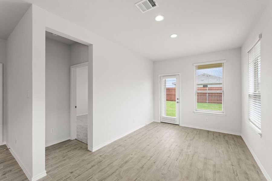 Representative exterior photo of a completed home built from the Hickory by Impression Homes in Creekside Ranch, Blue Ridge, TX (Image 10).