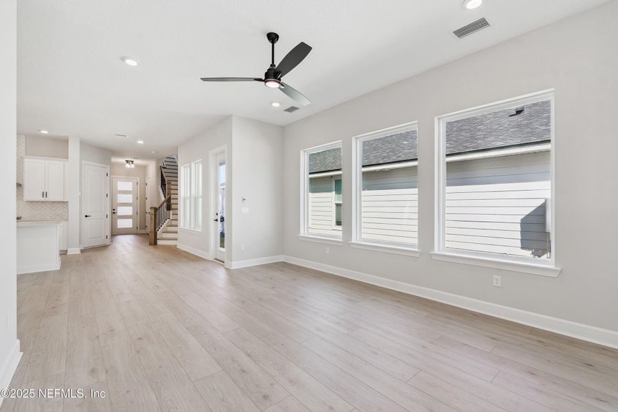 Spacious, unfurnished interior of a new home in Crosswinds 40’, Ponte Vedra (Image 18).