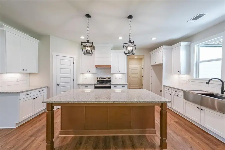 Furnished interior view inside a new home in , Rockmart (Image 14).