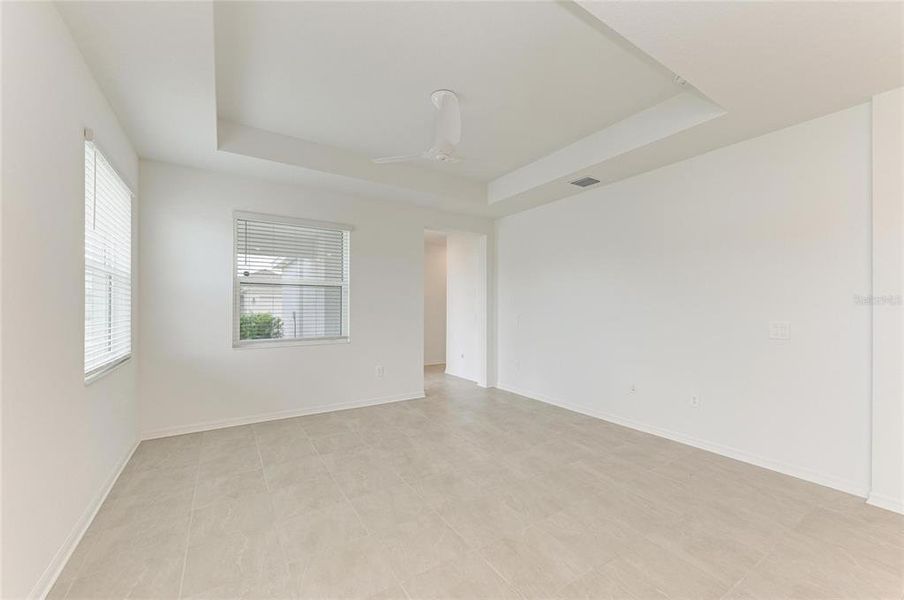 Spacious, unfurnished interior of a new home in , Sarasota (Image 48). Spacious, unfurnished interior of a new home in , Sarasota (Image 48).