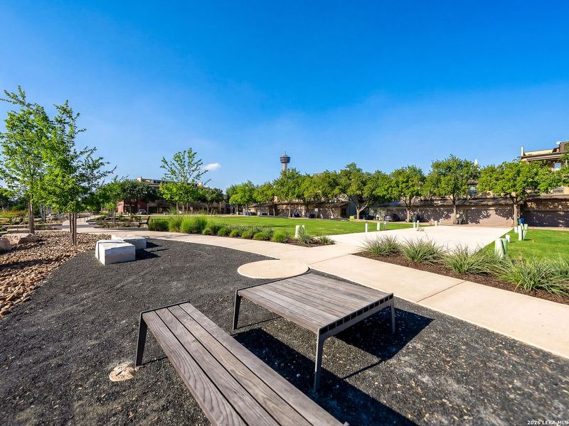 Community amenities in , San Antonio (Image 30).