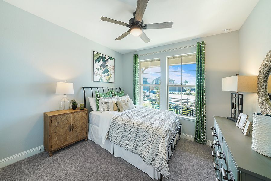 Representative furnished interior of a home built from the Sedona by Beazer Homes in Ellwood, Iowa Colony (Image 11).