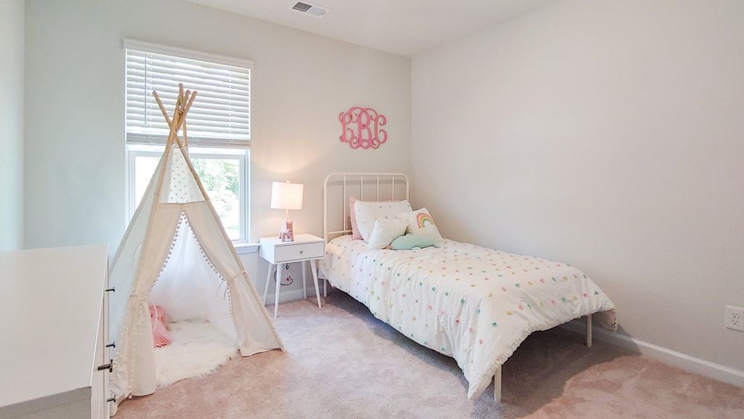 Representative furnished interior of a home built from the HOPKINS by D.R. Horton in Garbon Fields, Summerville (Image 24). Representative furnished interior of a home built from the HOPKINS by D.R. Horton in Garbon Fields, Summerville (Image 24).