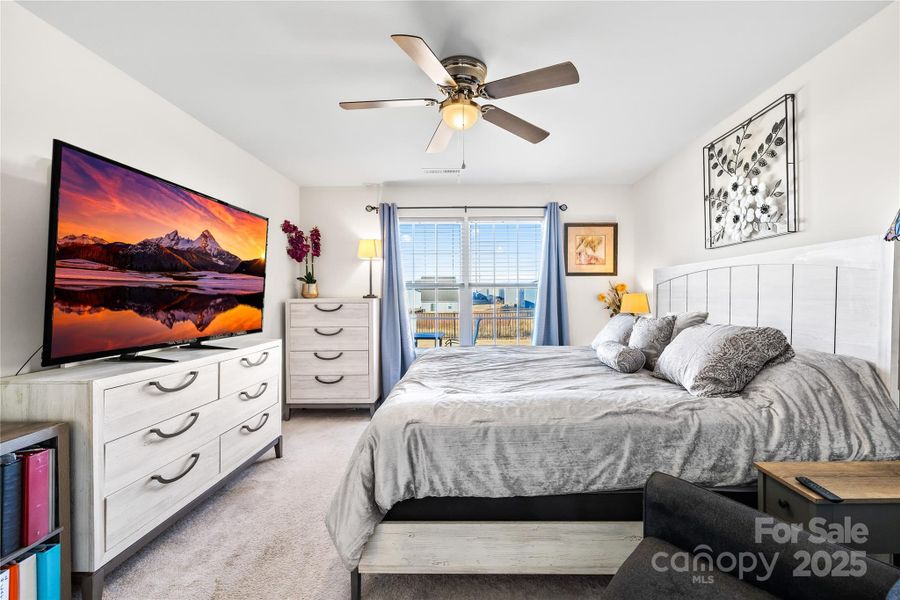 Furnished interior view inside a new home in , Statesville (Image 24).