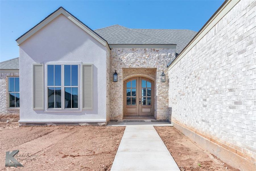 Exterior details and patio area of a home in , Abilene (Image 23).