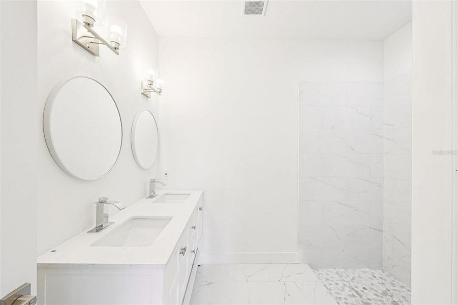 Furnished interior view inside a new home in , Port Charlotte (Image 6).