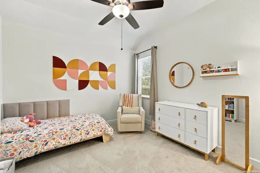 Furnished interior view inside a new home in Front Gate at Fair Oaks Ranch 70, Fair Oaks Ranch (Image 29). Furnished interior view inside a new home in Front Gate at Fair Oaks Ranch 70, Fair Oaks Ranch (Image 29).