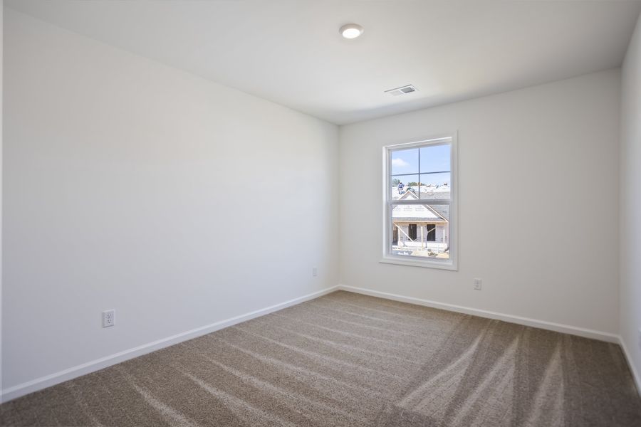 Spacious, unfurnished interior of a new home in Providence Station at Trolley Run, Aiken (Image 34).