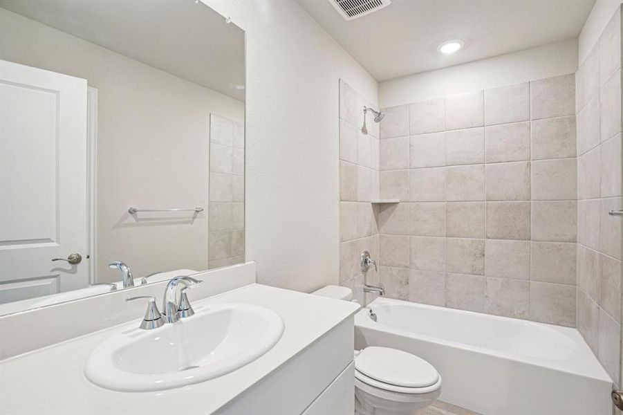 Photo is not of the actual home, but is an inspirational photo of builder’s model home and may depict options, furnishings, and/or decorator features that are not included. Photo is not of the actual home, but is an inspirational photo of builder’s model home and may depict options, furnishings, and/or decorator features that are not included.