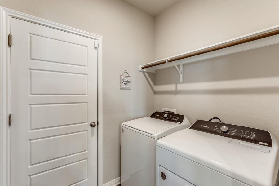 Washroom with washer and dryer