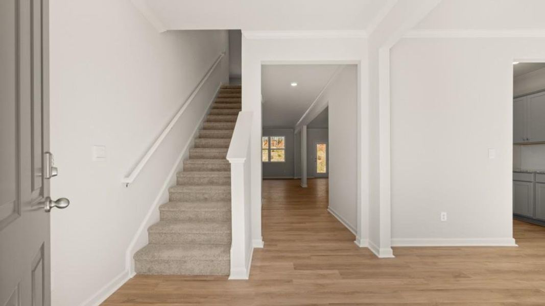 Spacious, unfurnished interior of a new home in Northwoods at Mirror Lake, Villa Rica (Image 15).