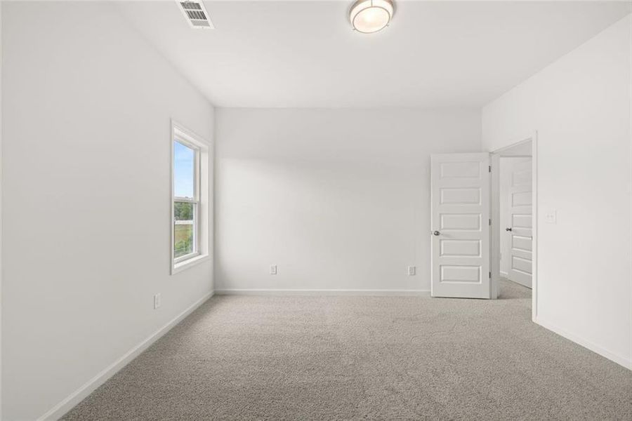 Spacious, unfurnished interior of a new home in , Loganville (Image 23).
