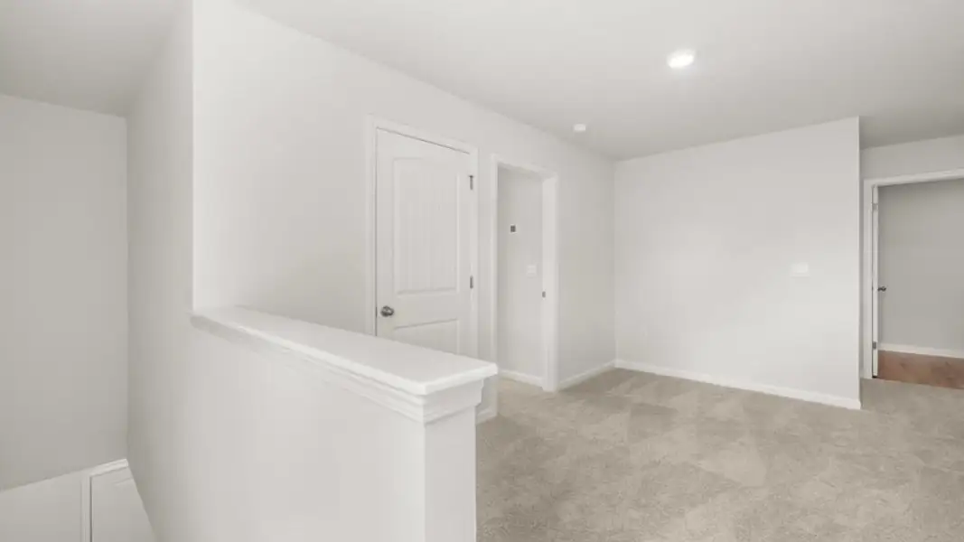 Spacious, unfurnished interior of a new home in Northberry, Rome (Image 19).