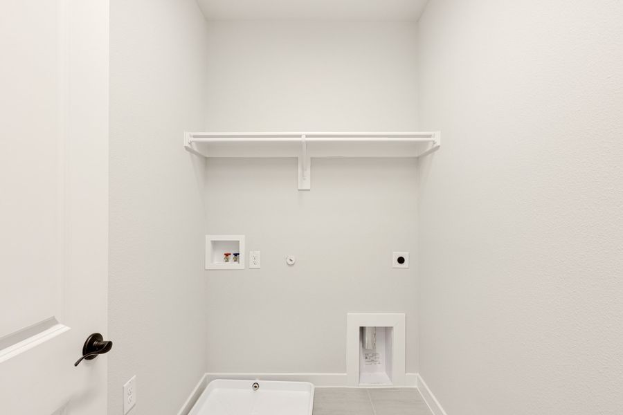 Spacious, unfurnished interior of a new home in Wildridge, Oak Point (Image 44). Spacious, unfurnished interior of a new home in Wildridge, Oak Point (Image 44).