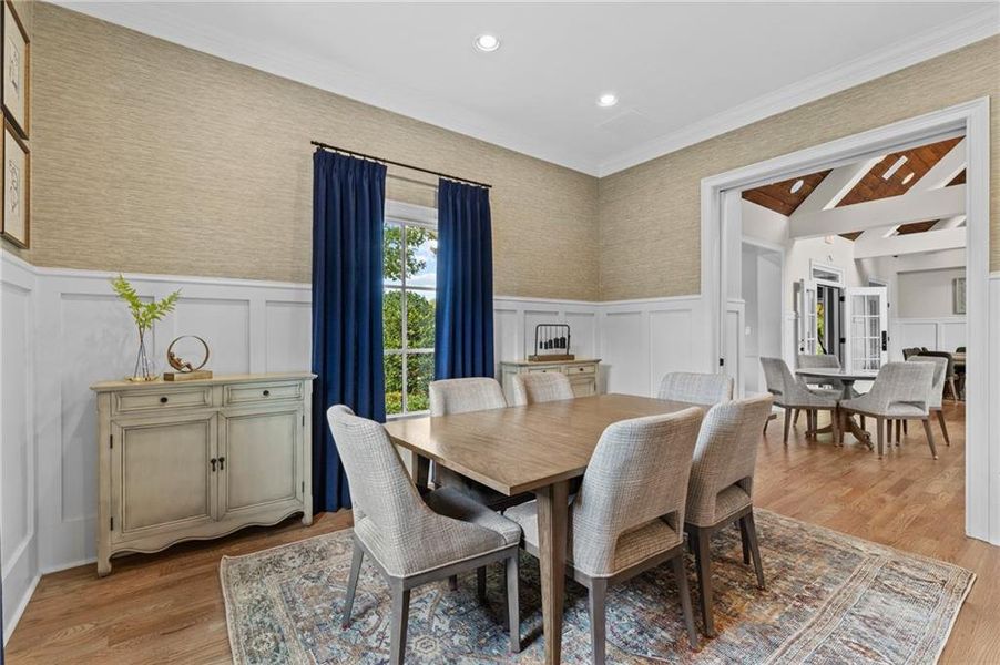 Furnished interior view inside a new home in , Dallas (Image 18).