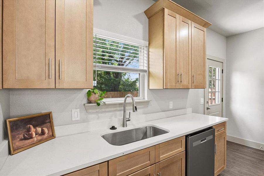 Furnished interior view inside a new home in , Wolfe City (Image 5).