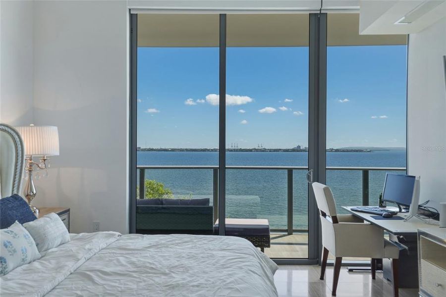 Furnished interior view inside a new home in , Tampa (Image 44).