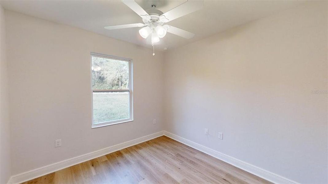 Spacious, unfurnished interior of a new home in , Dunnellon (Image 13).