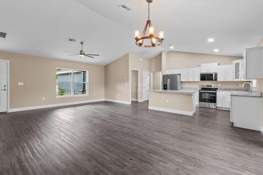 Image 31 of a home in .