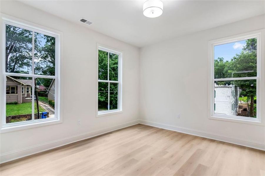 Spacious, unfurnished interior of a new home in , Atlanta (Image 18). Spacious, unfurnished interior of a new home in , Atlanta (Image 18).