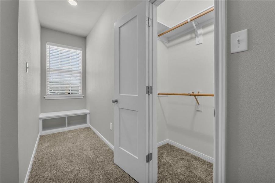 Spacious, unfurnished interior of a new home in , McGregor (Image 35).