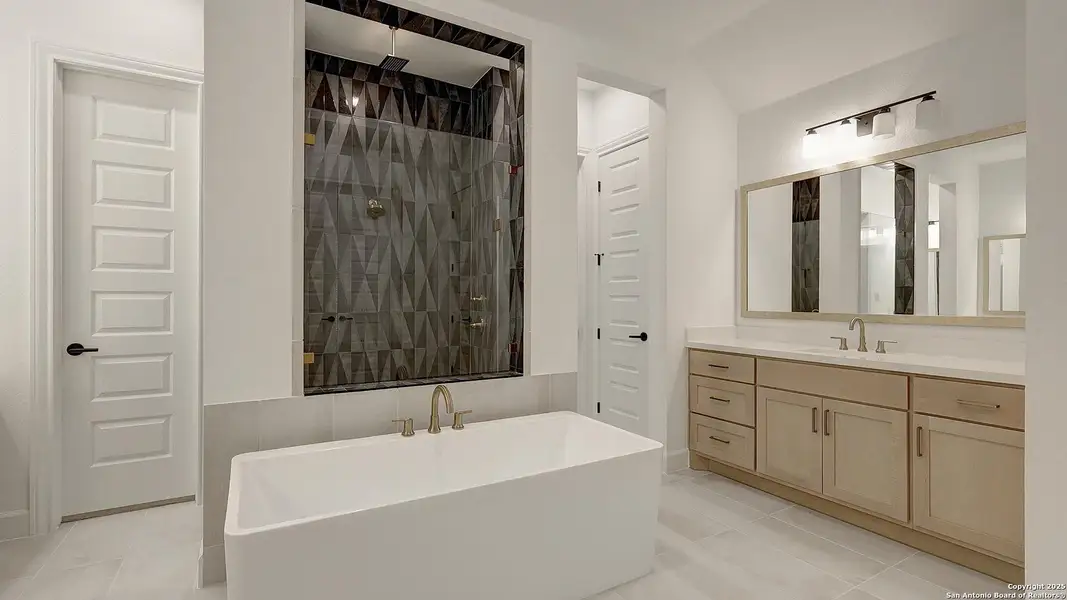 Furnished interior view inside a new home in The Dominion 70', San Antonio (Image 6). Furnished interior view inside a new home in The Dominion 70', San Antonio (Image 6).