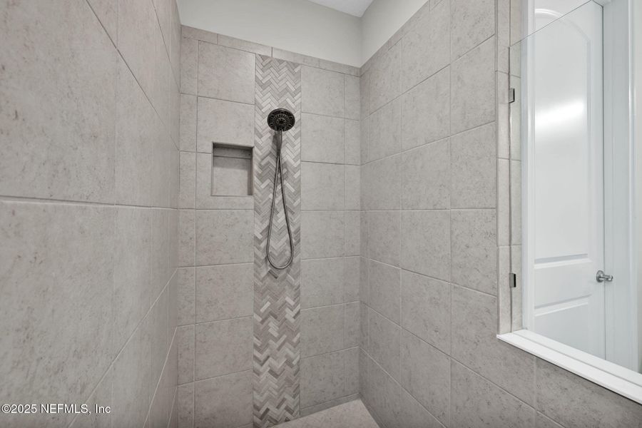 Close-up of interior finishes inside a home in , Middleburg (Image 20). Close-up of interior finishes inside a home in , Middleburg (Image 20).