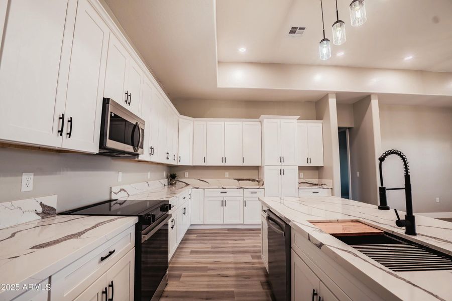 tempImageUBgQJQ tempImageUBgQJQ