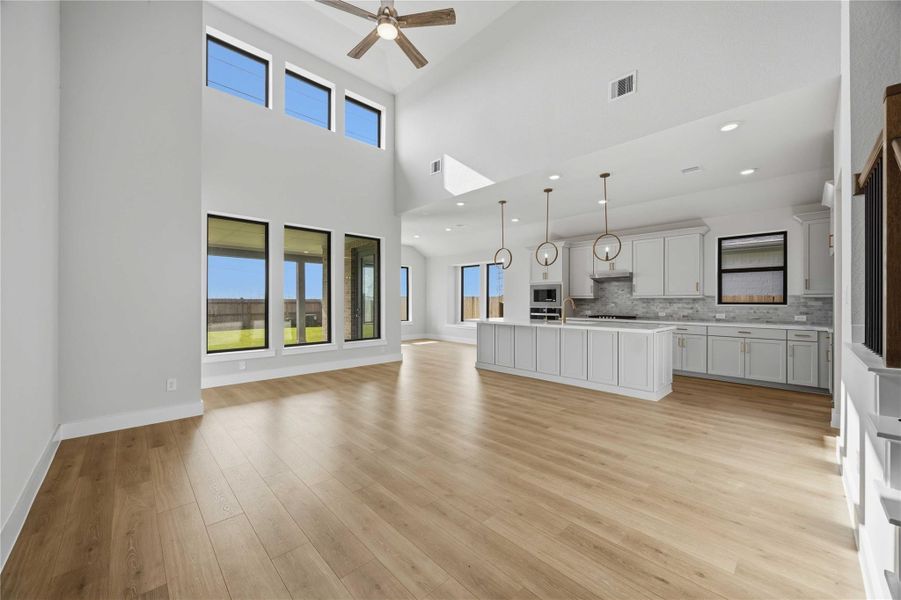 Spacious, unfurnished interior of a new home in Ellwood, Iowa Colony (Image 34). Spacious, unfurnished interior of a new home in Ellwood, Iowa Colony (Image 34).
